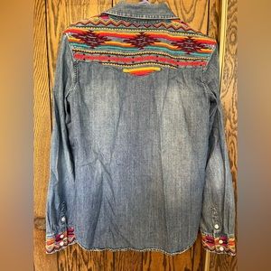 Women’s embroidered Stetson shirt
